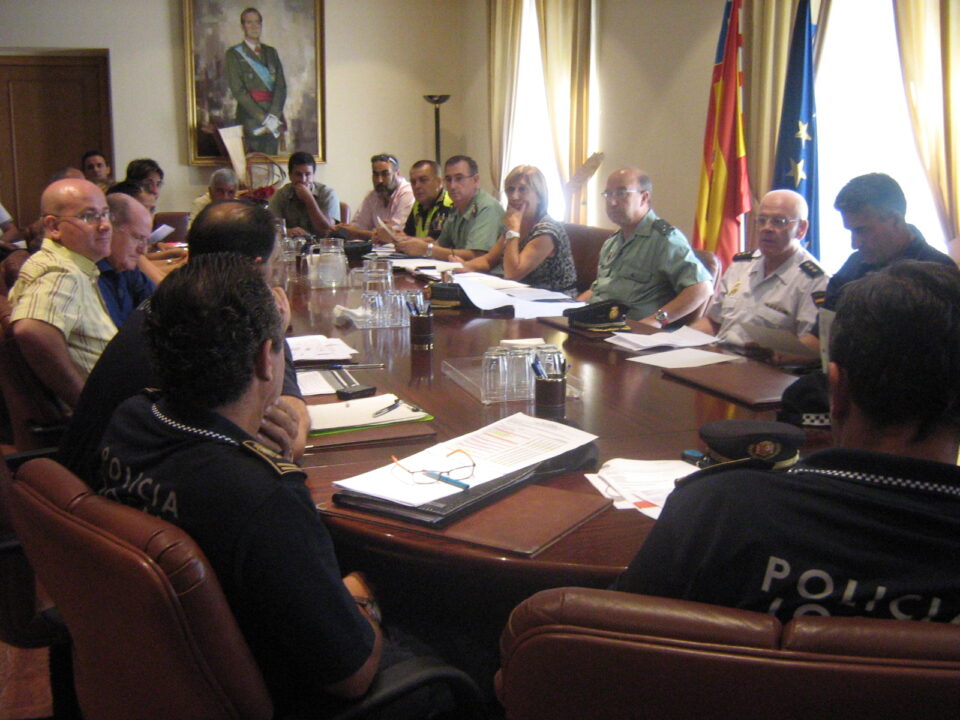 Más de 300 efectivos de las FCSE refuerzan el dispositivo de la Vuelta Ciclista a España 2009 en la provincia de Alicante