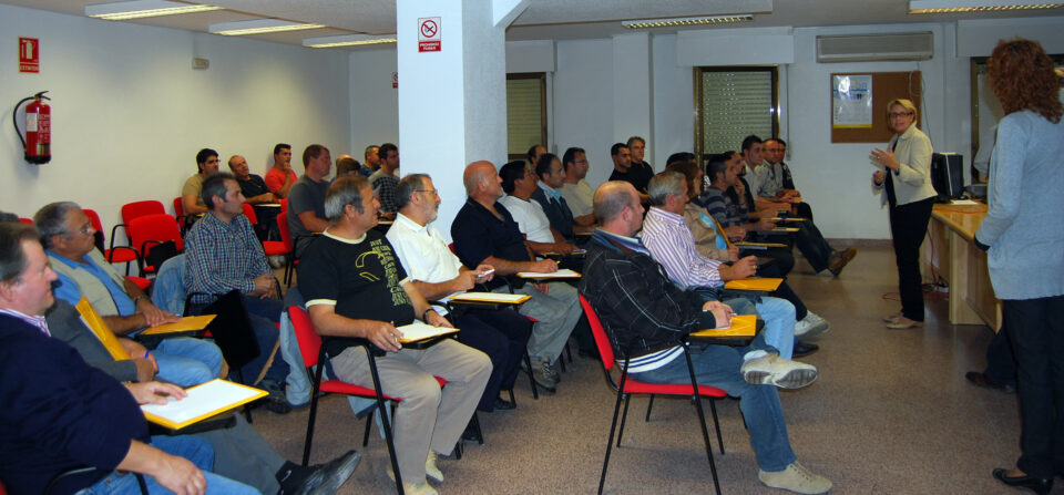 MÁXIMA ASISTENCIA EN EL CURSO DE MANIPULACIÓN DE PLAGUICIDAS DE LA CONCEJALÍA DE AGRICULTURA