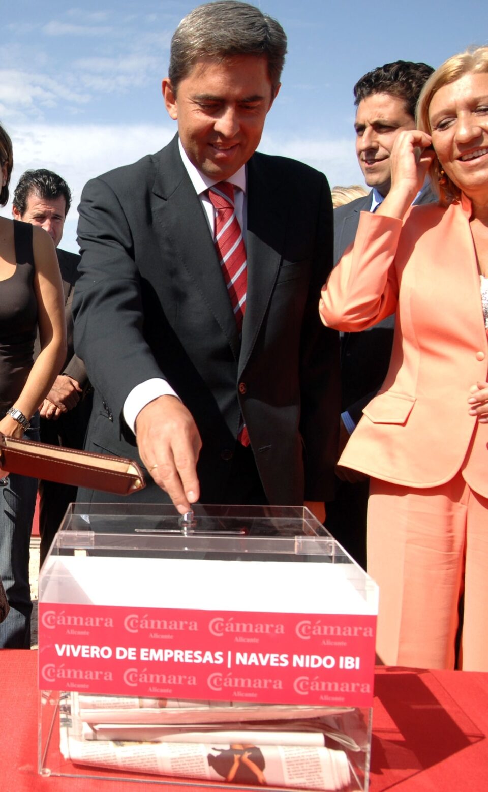 Rambla: "Ni un solo proyecto empresarial puede quedarse en el cajón"