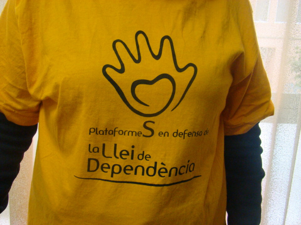 Ana Barceló acusa a la consellería de Bienestar Social de dilatar al máximo en los tribunales los procesos de adjudicación de ayudas a la Dependencia