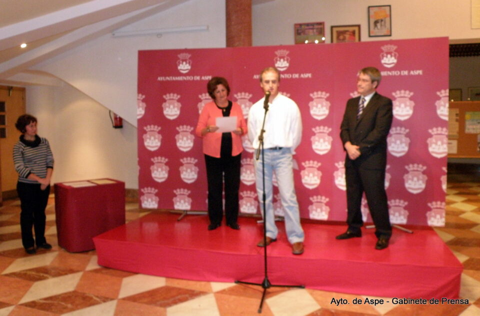 ENTREGA DE PREMIOS EN EL XVI CERTAMEN AUTONÓMICO DE FOTOGRAFÍA EN EL TEATRO WAGNER DE ASPE