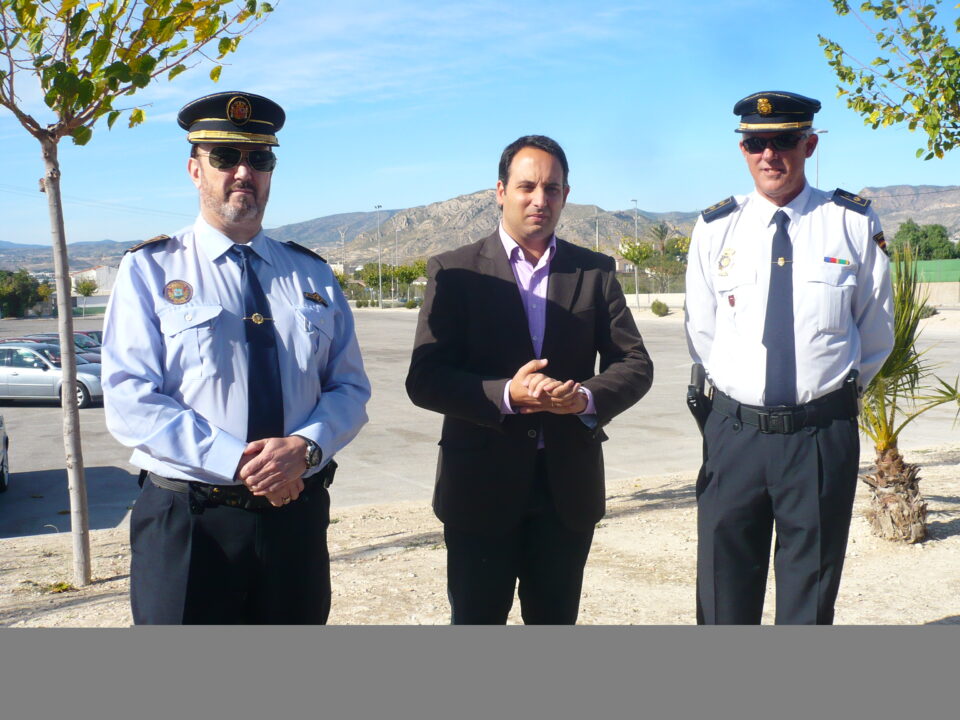 El PP anuncia medidas anti-botellón conjuntamente con las policias