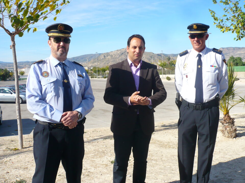 El PP anuncia medidas anti-botellón conjuntamente con las policias