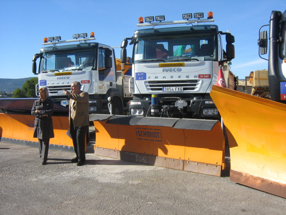 Visita de la subdelegada del Gobierno a los centros de conservación del Ministerio de Fomento de Castalla y Villena
