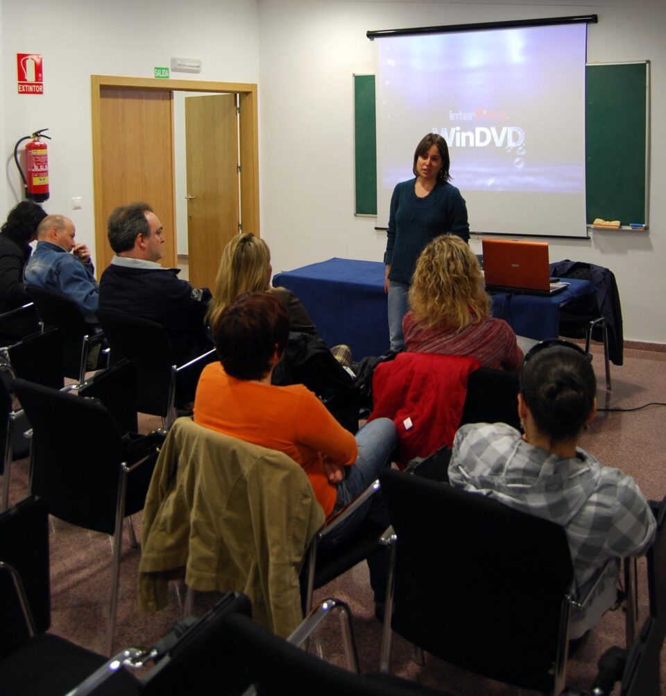 NUEVA ETAPA PARA LA FUNDACIÓN AAP PRIMADOMUS EN VILLENA. El martes 24 de noviembre se realizará la presentación oficial y asistirá la primatóloga Jane Goodall