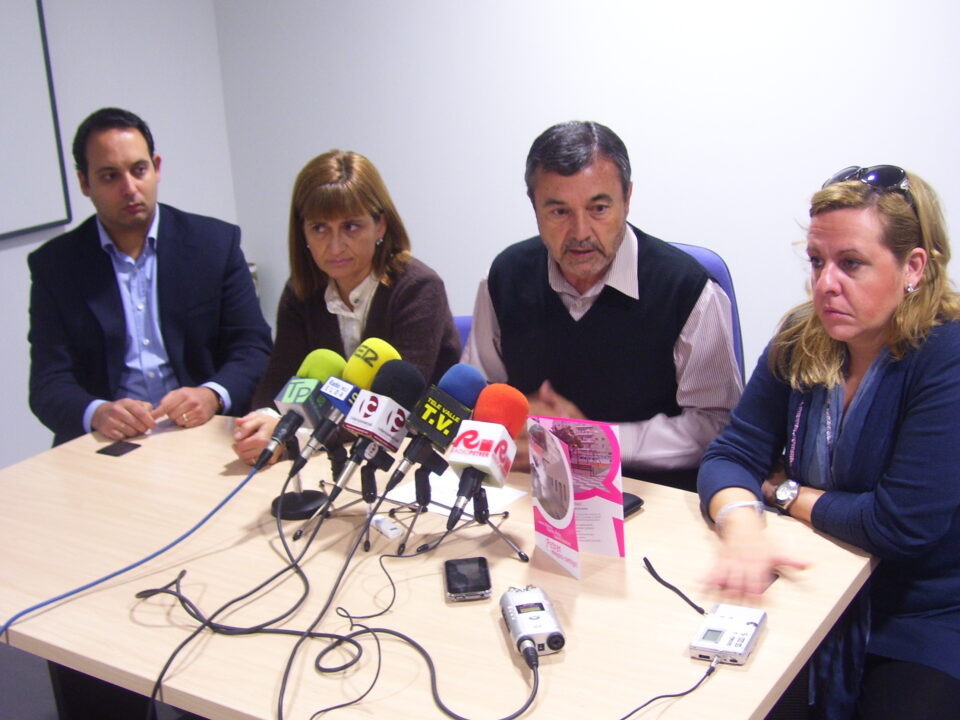 Francisco Camps inaugurará las nuevas dependencias municipales de la plaza del Derrocat