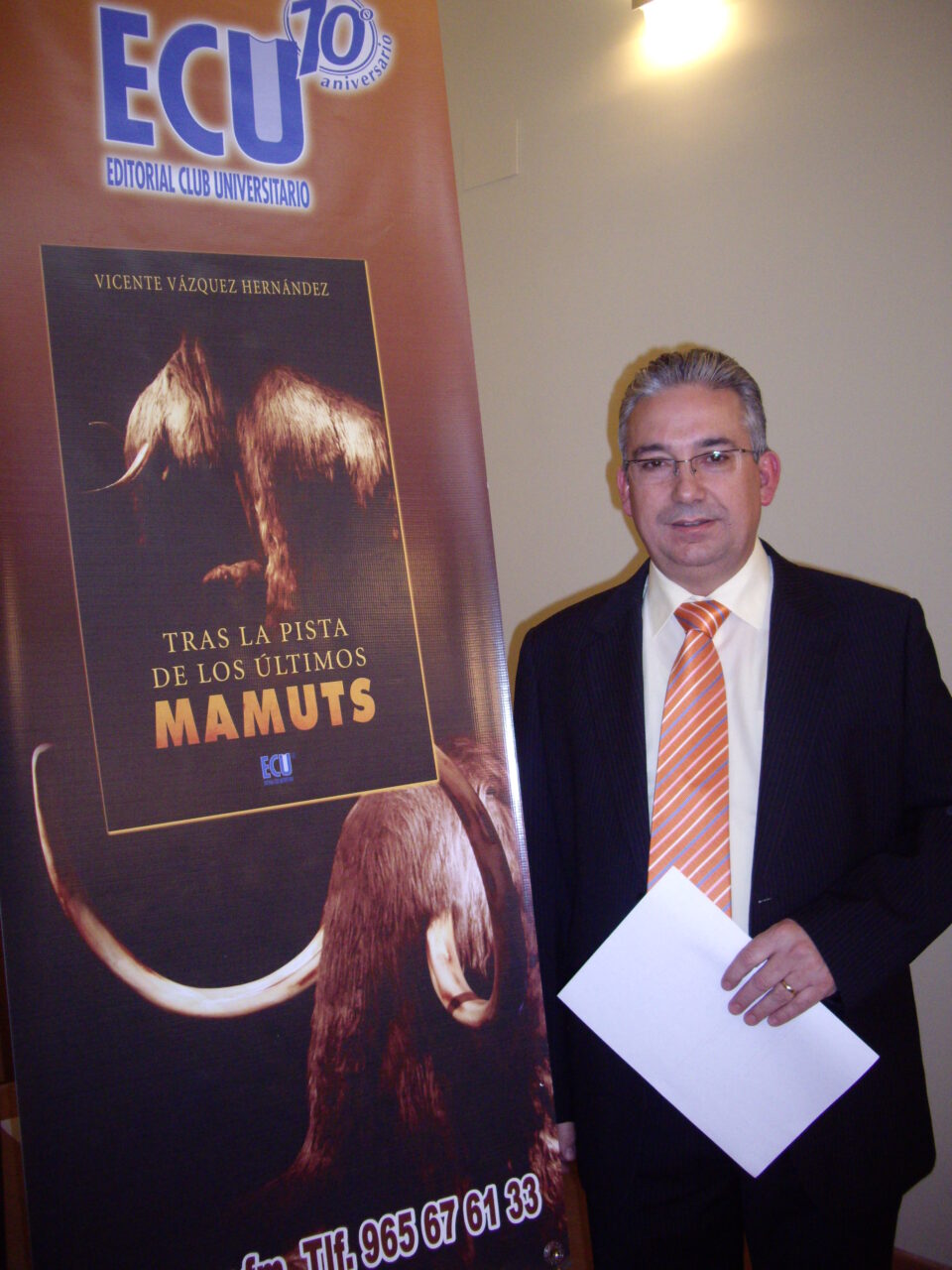 El Ayuntamiento de Sax acuerda proponer como cronista oficial de la Villa a Vicente Vázquez Hernández