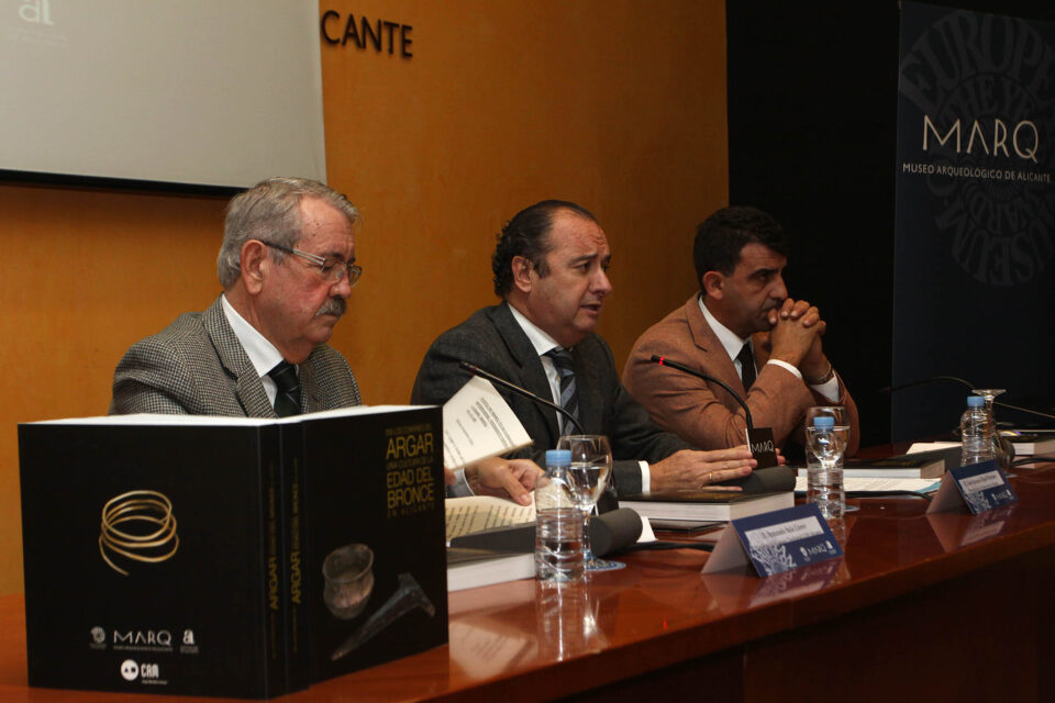 El Tesoro de Abia de la Obispalía vuelve por primera vez a España con una exposición sobre la Edad del Bronce del MARQ