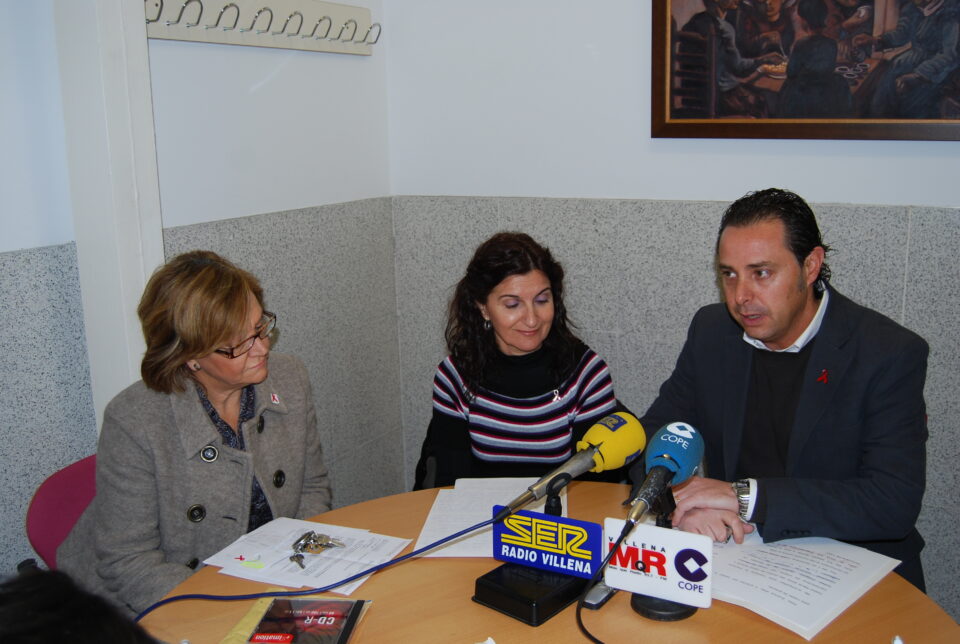 VILLENA CONMEMORA EL DÍA MUNDIAL CONTRA EL SIDA