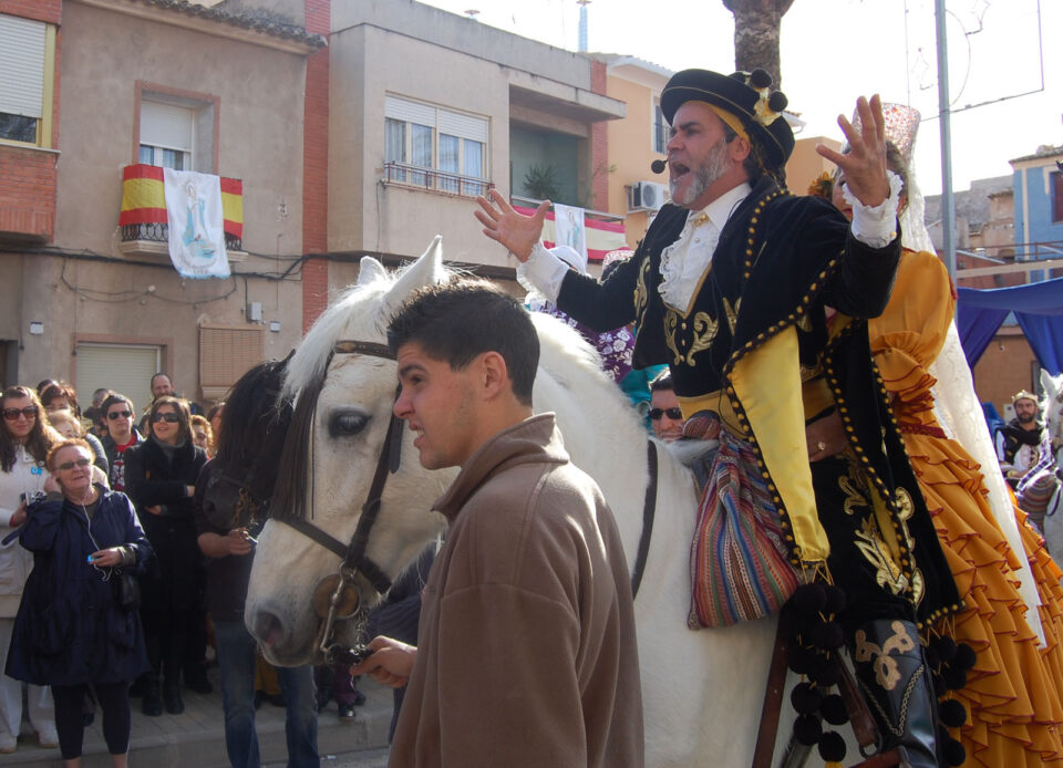 Los Moros arrebatan la fortaleza a Cristianos y Contrabandistas