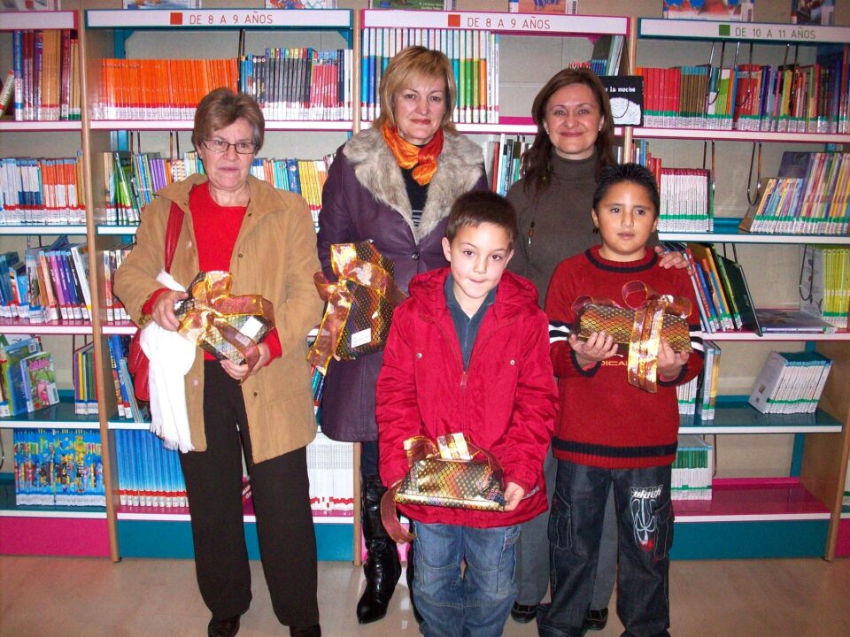 La Biblioteca entrega los premios de su VI Semana Cultural