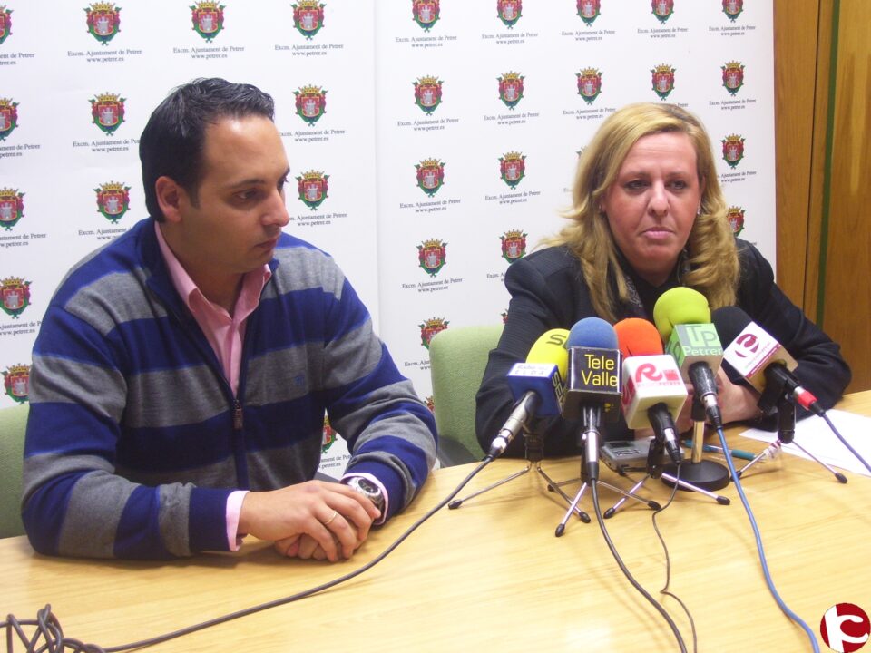 El equipo de Gobierno asegura que la reducción de la partida del 0