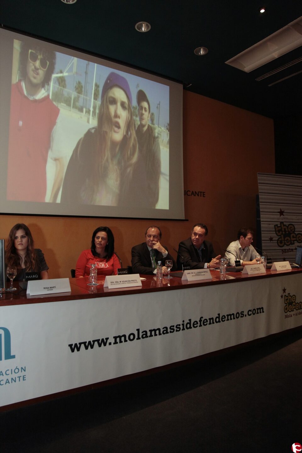 La Diputación de Alicante lleva a los centros escolares su campaña contra el bulling No lo permitas