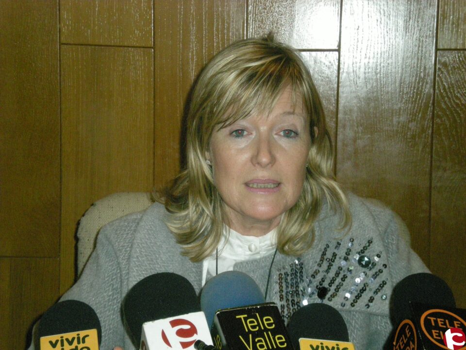 La concejala de hacienda critica la mala interpretación que el PSOE ha dado a la liquidación del presupuesto