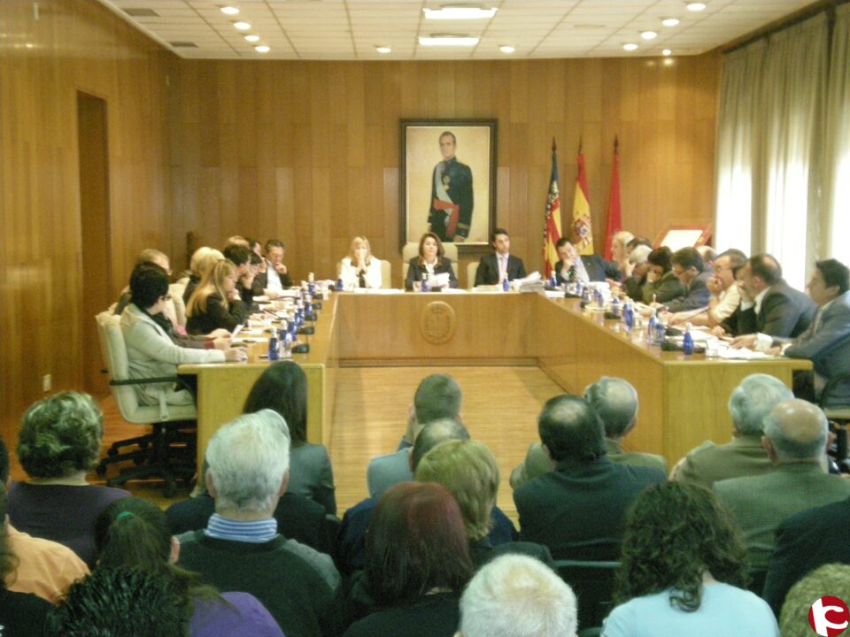 El pleno ordinario celebrado esta mañana aplazó varios puntos para tratarlos en la próxima sesión