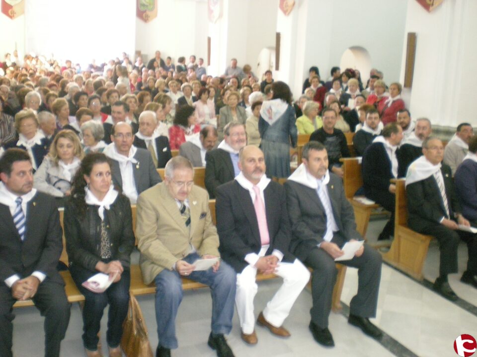 Cientos de personas acudieron al recibimiento de la Reliquia de San Bonifacio