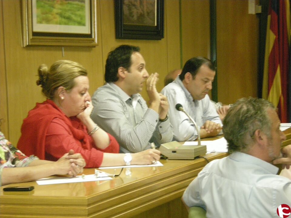 Hoy se ha celebrado pleno extraordinario donde se ha aprobado el contrato con FOBESA y una modificación de crédito