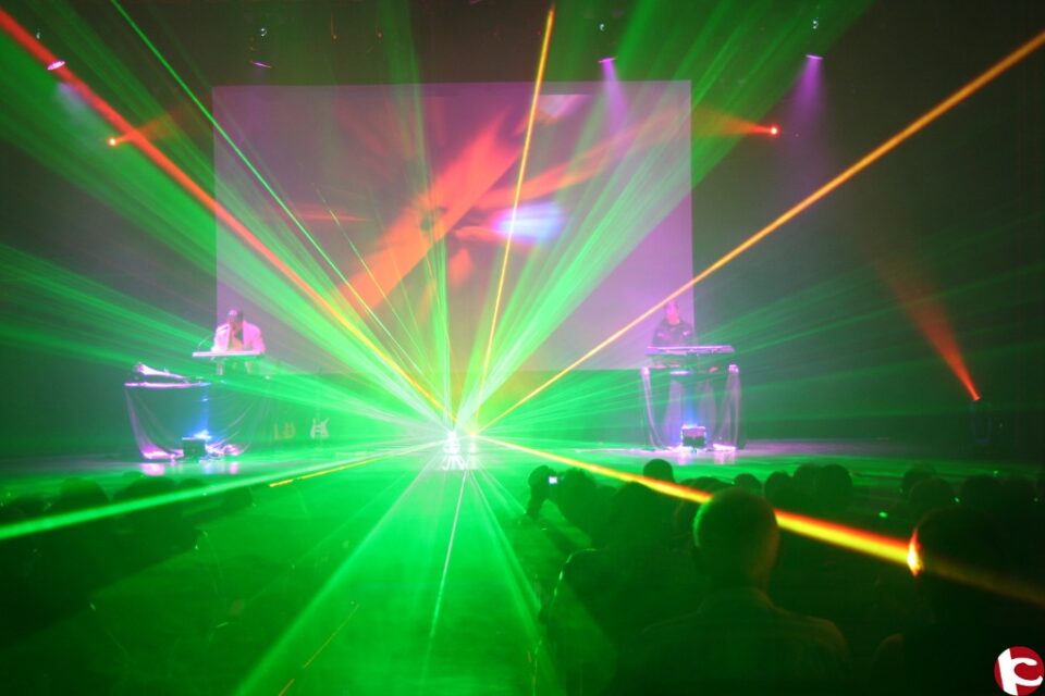 Azul y Negro protagoniza en Castalla una fiesta para los sentidos