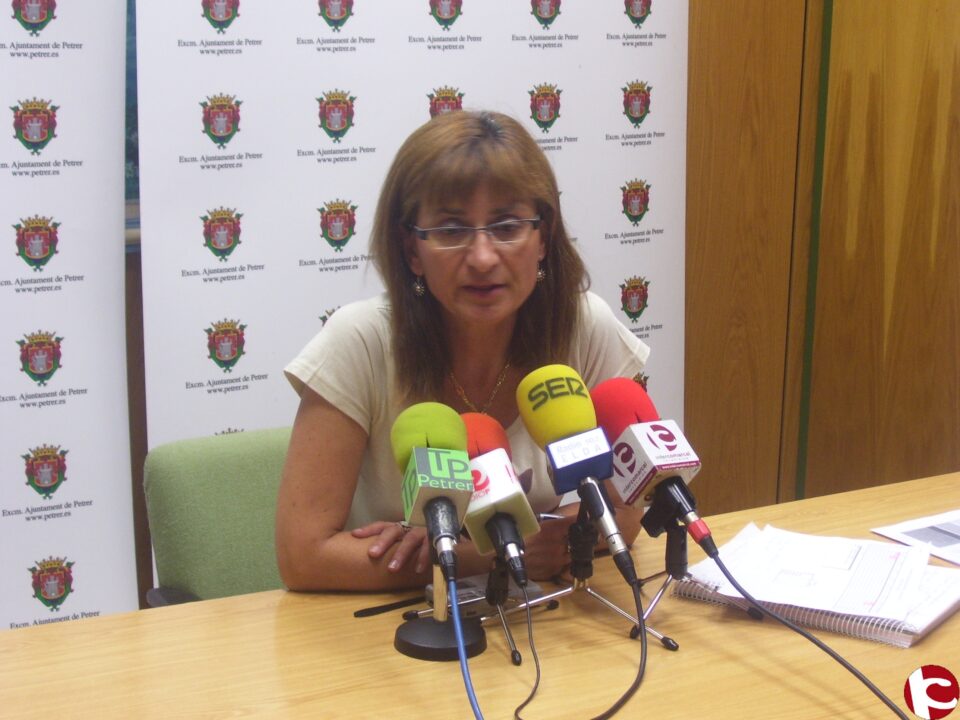 Petrer cuenta con plazas vacantes para la matriculación obligatoria de niños desde los 3 a los 11 años