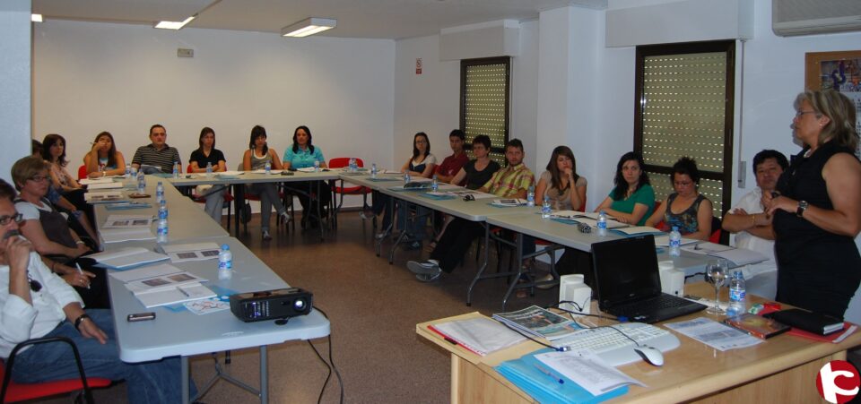 21 comerciantes de Villena desarrollarán la creatividad para mejorar la atención a sus clientes