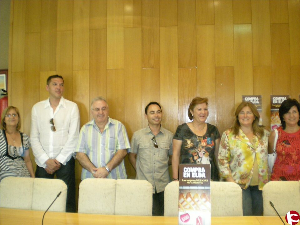 Hoy comienzan las rebajas. La concejala de comercio anuncia que son las mejores rebajas de la historia