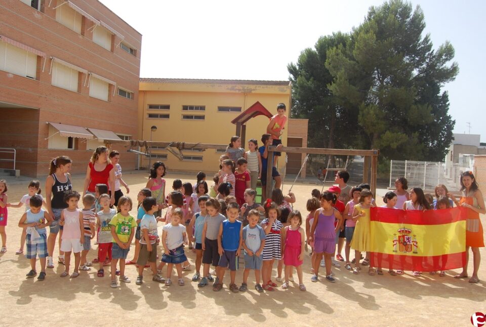 Los niños monfortinos disfrutan de la Escuela de Verano