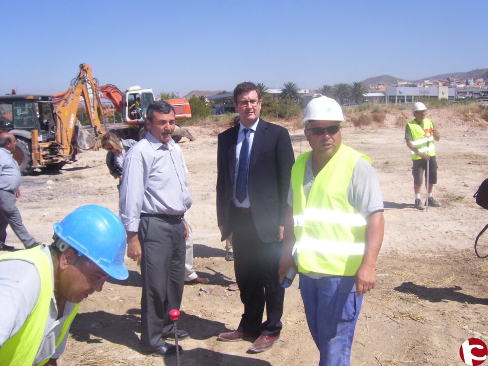 Inician las obras del jardín y zona verde El Paso en el barrio de Salinetas
