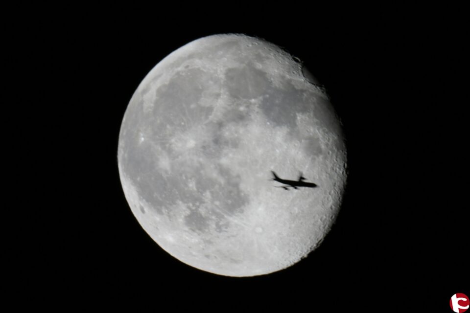 Artículo de Juán Manuel Marco: VACACIONES EN LA LUNA a partir de una curiosa fotografía