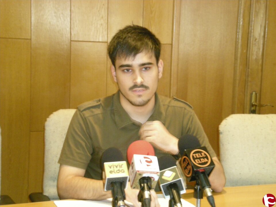 Izquierda Alternativa Jóven critica la política educativa del Presidente Camps