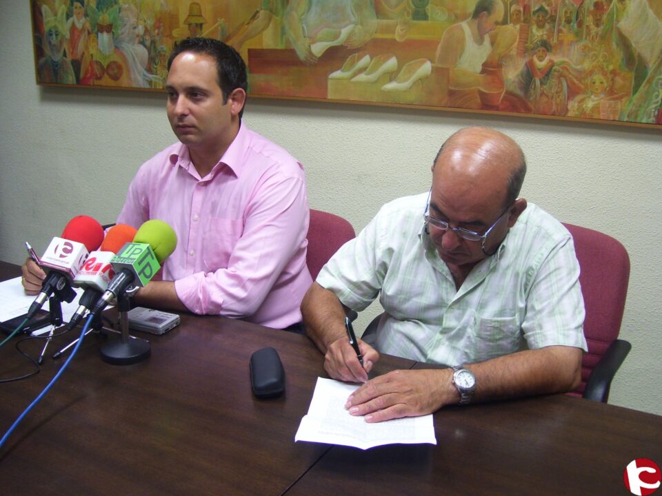 El Ayuntamiento insiste en que el agua de las filtraciones en las casas-cueva no es municipal