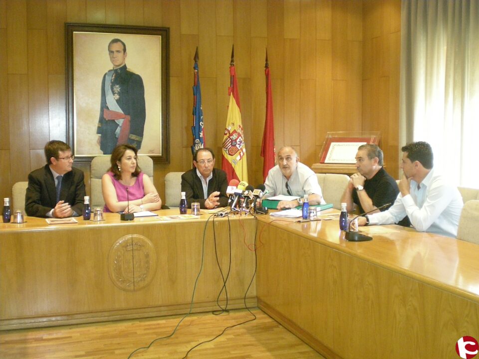 El director general de obras de la Generalitat presenta las obras del Plan Confianza que se están desarrollando en el medio vinalopó