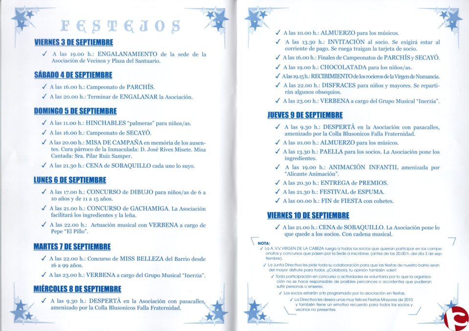 La AAVV Virgen de la Cabeza engalanó su sede y la plaza para la celebración de las Fiestas Mayores