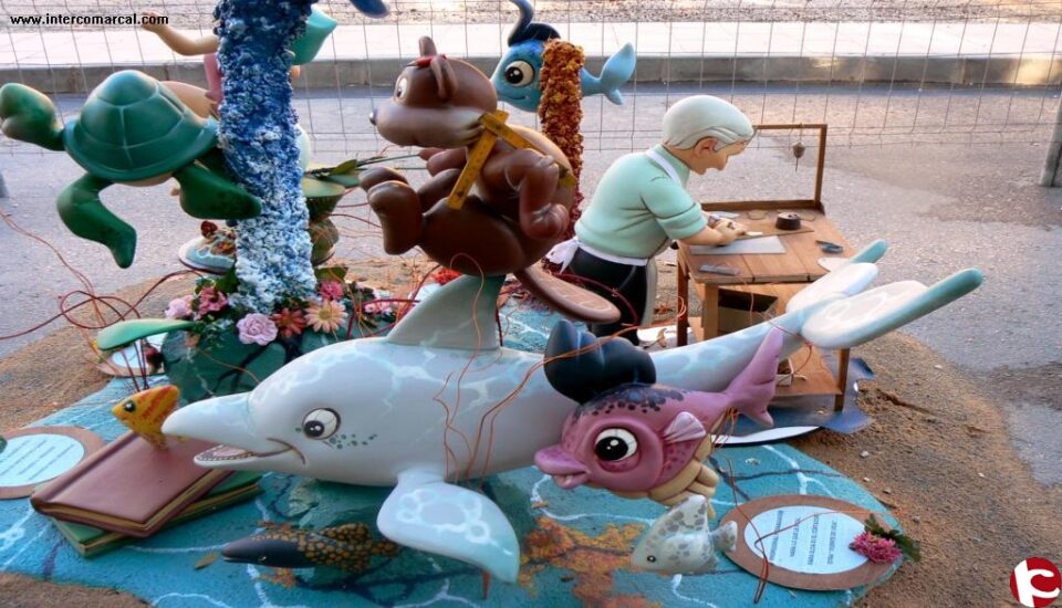 Cientos de fotografías de las Fallas de Elda