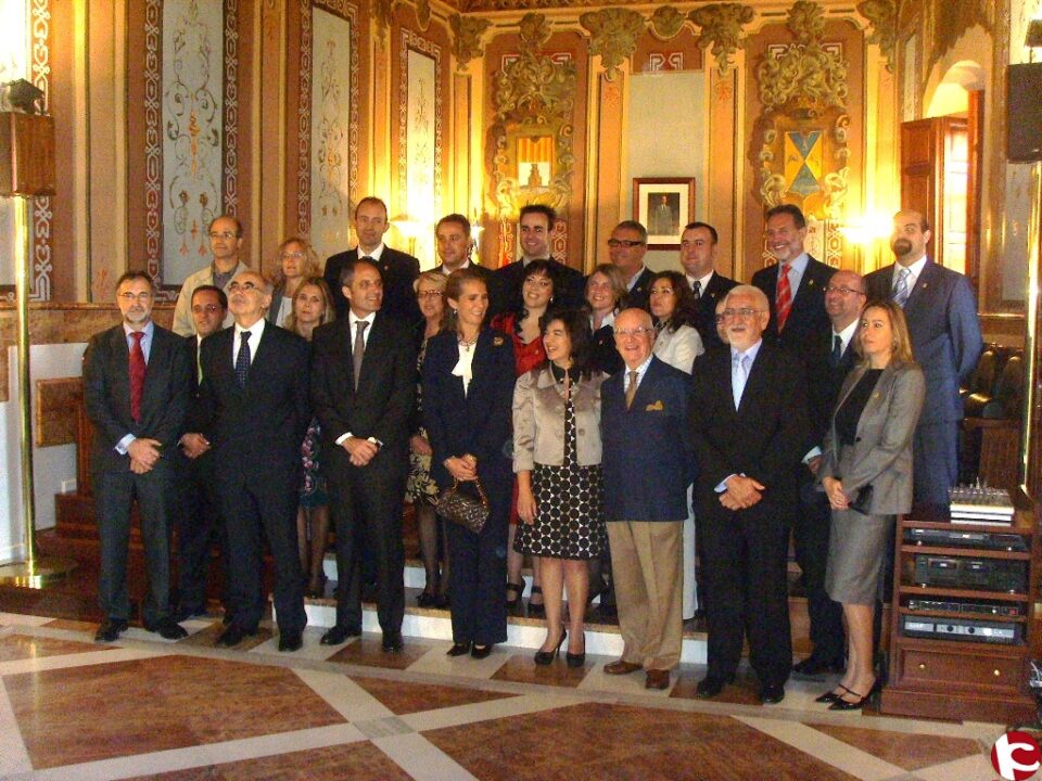 Se cumple un año de la visita de la Infanta Doña Elena. Ofrecemos una entrevista con el presidente de APADIS