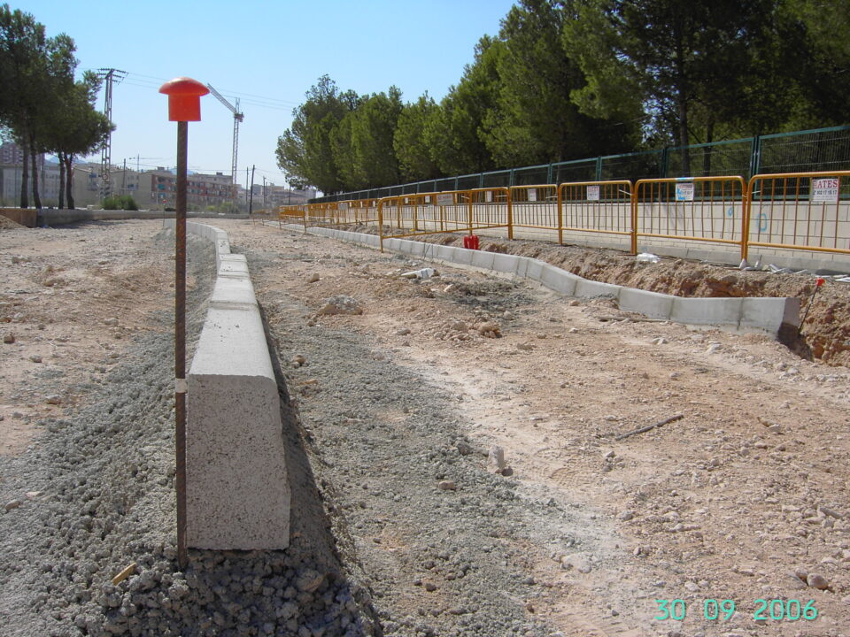 Disconformidad del Claustro de Profesores Colegio A.P.A. La Encarnación sobre las obras de Esteban Barbado