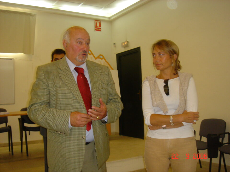 Los Polígonos Industriales de Ibi dispondrán de más y mejor seguridad con la firma de un convenio entre Ayuntamiento e IBIAE