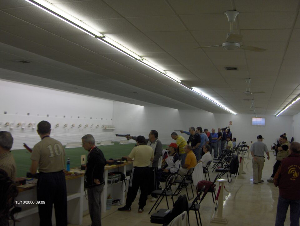 COMPETICIÓN DE TIRO DE AIRE COMPRIMIDO ORGANIZADO POR EL CLUB LUCENTÚM DE ALICANTE