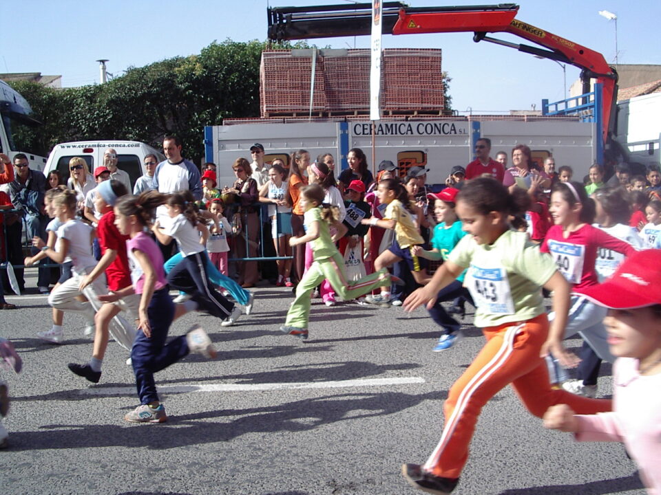 LA VUELTA POPULAR A VILLENA A PIE SE CONSOLIDA GRACIAS A LA PARTICIPACIÓN