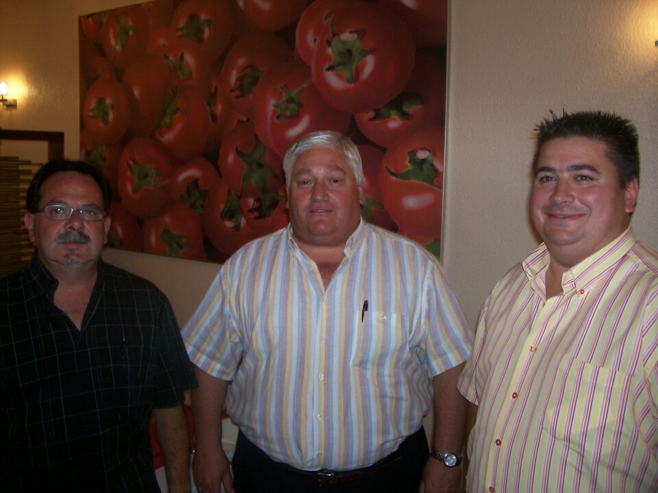 GENTE DE VILLENA SE PRESENTA A LAS ELECCIONES PARA RECOBRAR LA ALEGRÍA DE LOS VILLENENSES