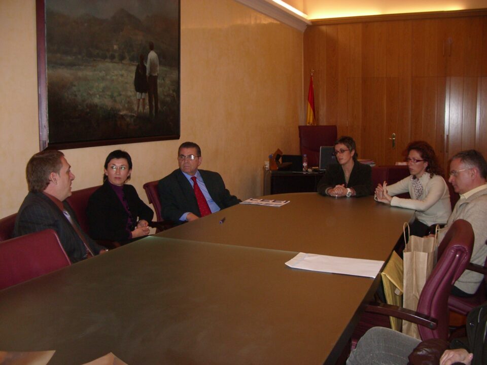 Firma de un convenio entre el Ayuntamiento y la Asociación Centro Europeo de Empresas Innovadoras de Elche CEEI-Elche