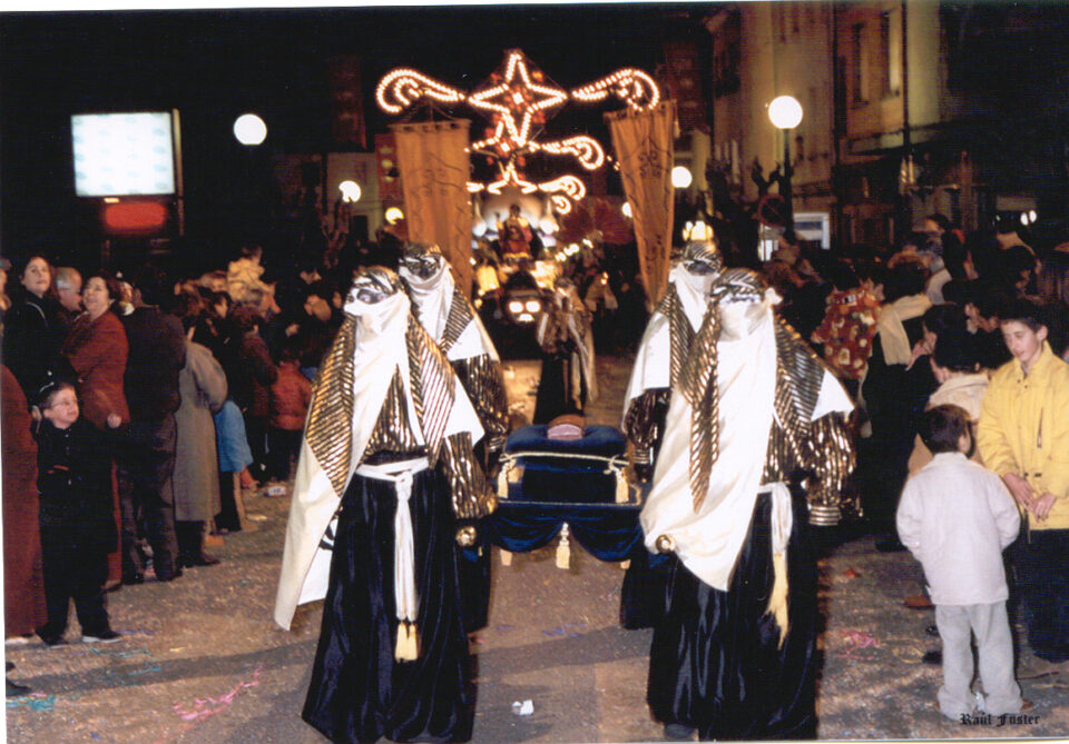 LLEGADA DE LOS PAJES DE SS.MM LOS REYES MAGOS