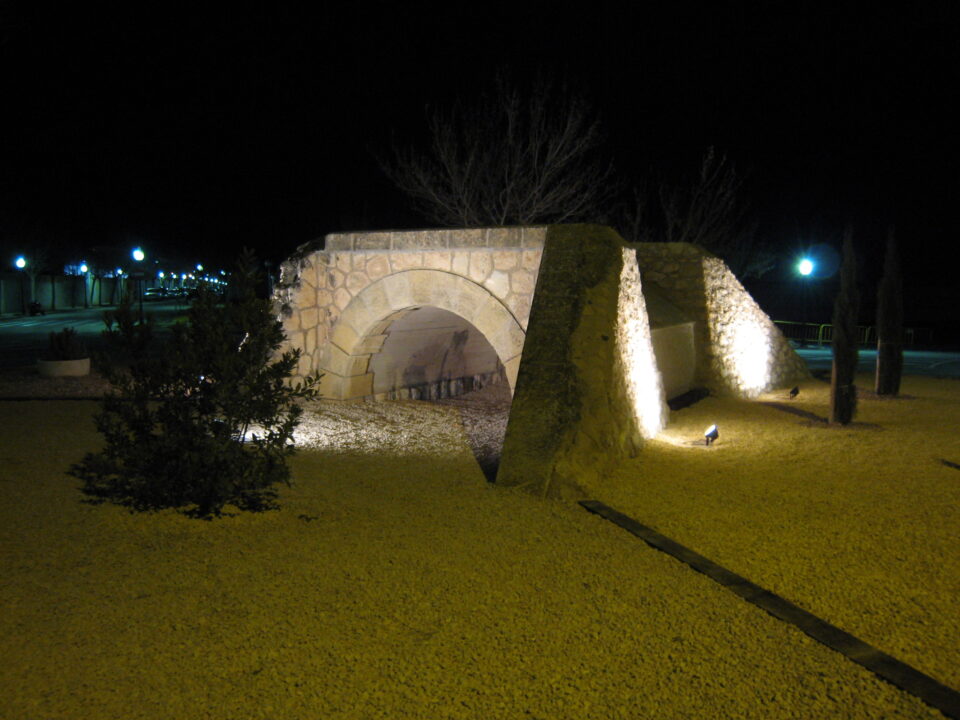 INAUGURADA LA ROTONDA HOMENAJE AL TREN DE UN DÍA IBA A PASAR POR EL MUNICIPIO