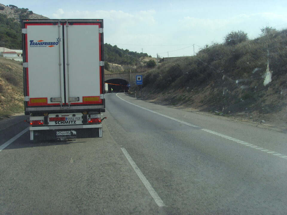 ACCIDENTE EN EL TÚNEL DE LA AUTOVÍA