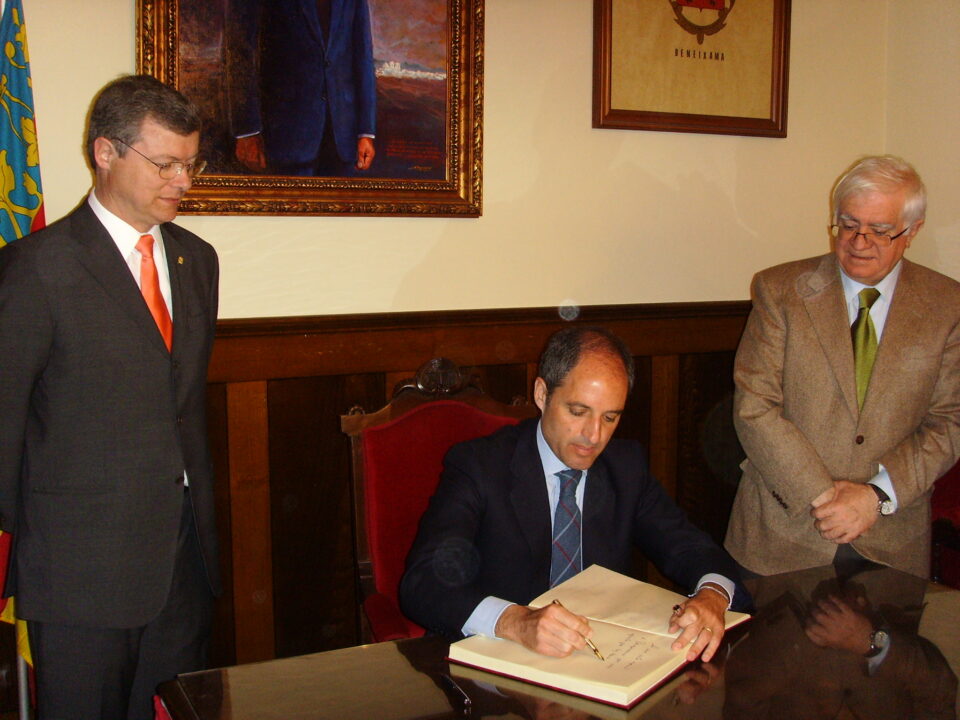 SE INAUGURA EL PARQUE SOLAR FOTOVOLTAICO