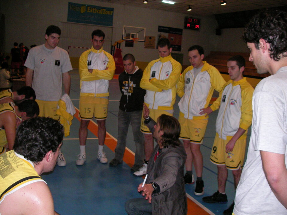 RESULTADOS DE LOS EQUIPOS DE BALONCESTO