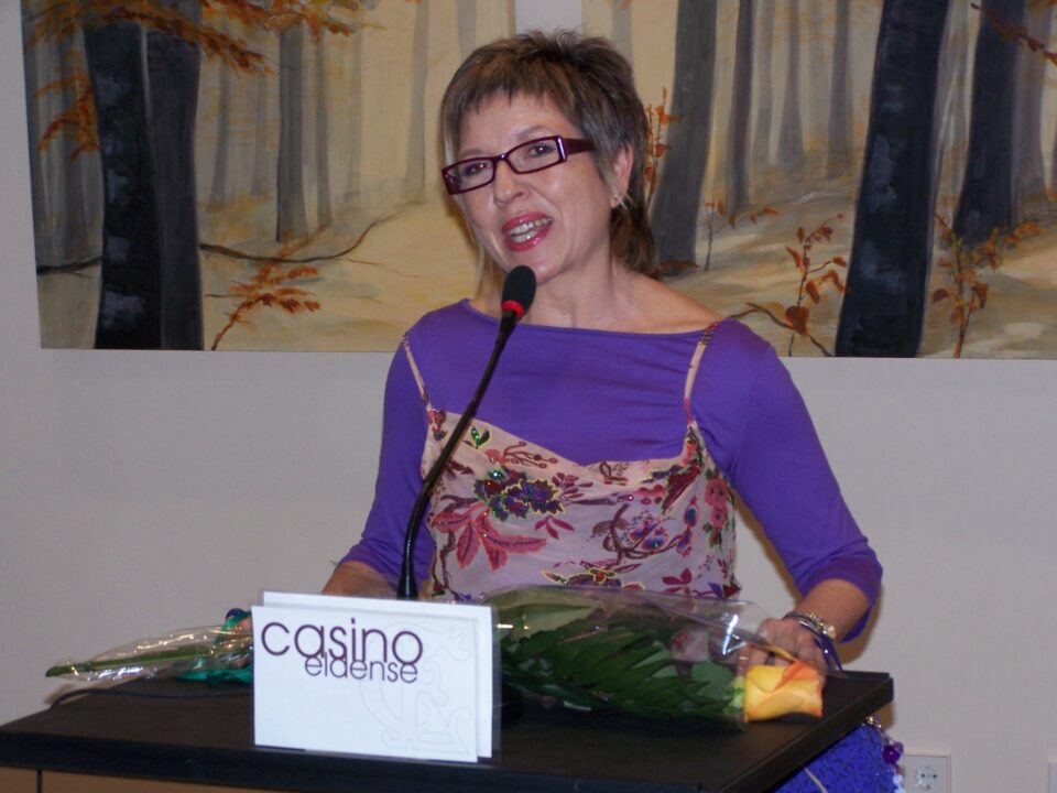 Exposición de Yolanda Pérez  Yola  en el Casino Eldense