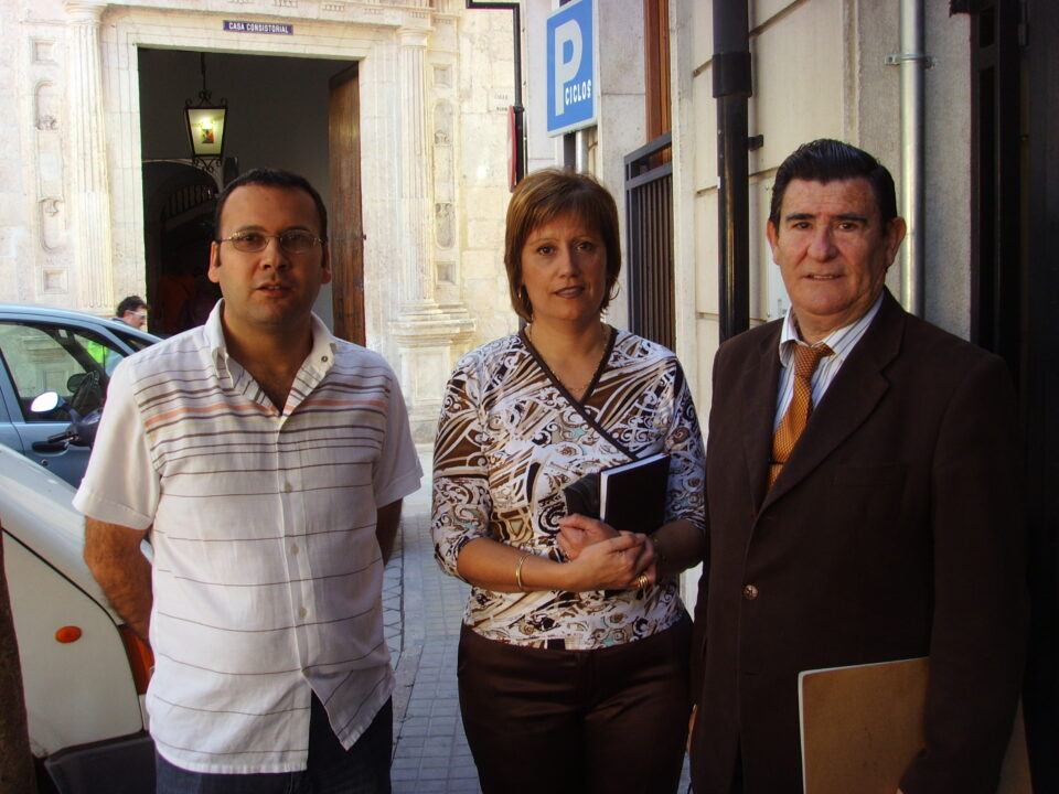 GARCÍA AGREDAS: "AL PSOE LE HACE FALTA UN DESCANSO Y MEDITAR TODO LO QUE ESTÁ HACIENDO MAL. GOBERNARÉ CON EL PP SI SE CONSIGUEN LOS RESULTADOS"