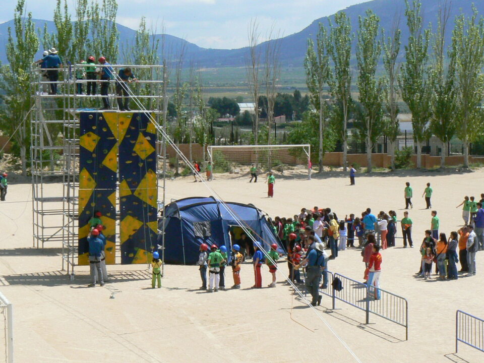 Participantes y acompañantes disfrutaron en la final de la fase local de los Juegos Deportivos de la Comunidad Valenciana