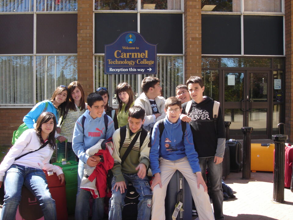 INTERCAMBIOS EN INGLATERRA E ITALIA