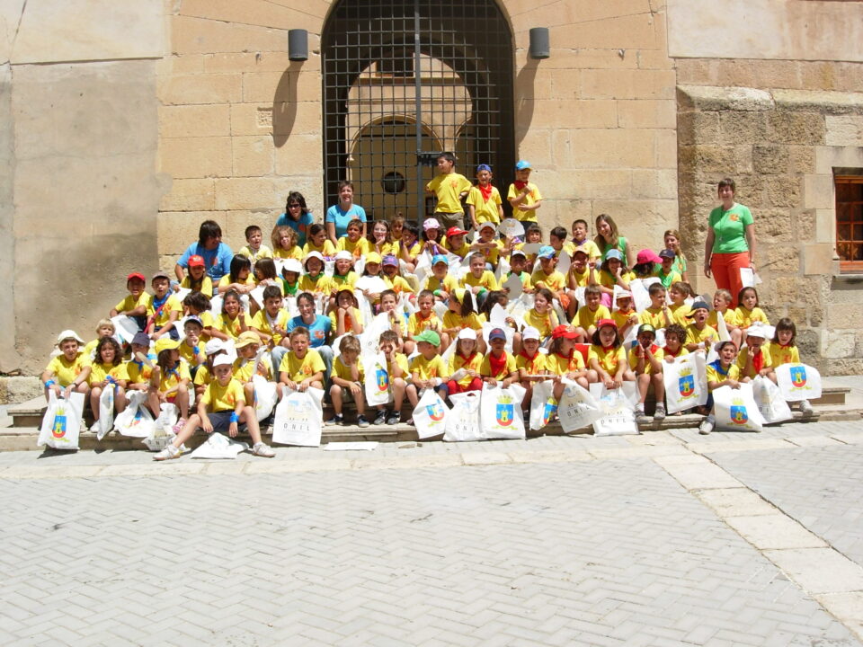 Un grupo de niños y monitores de Villena visitaron Onil